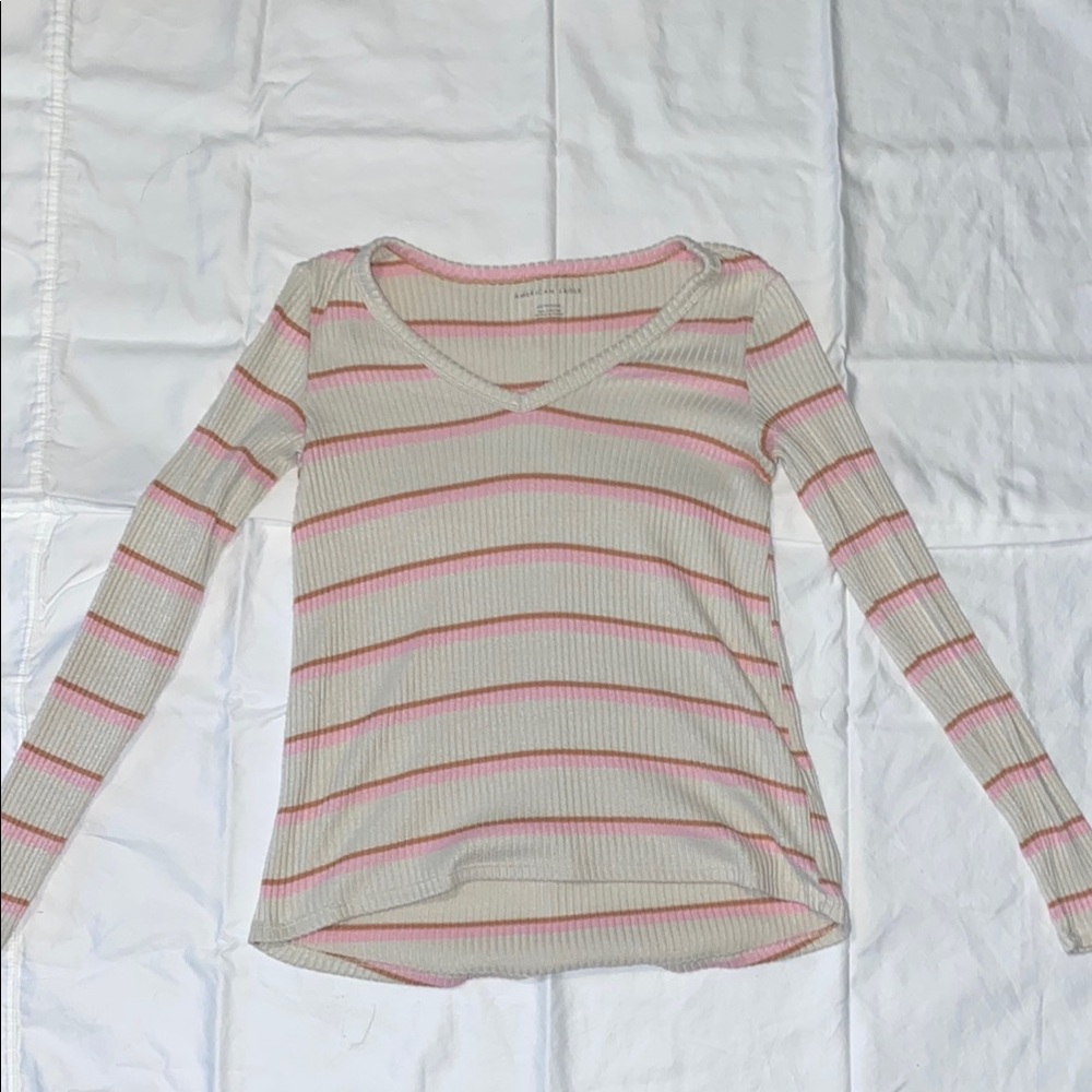 American Eagle Outfitters Cream and Pink Fitted Long Sleeve Tee